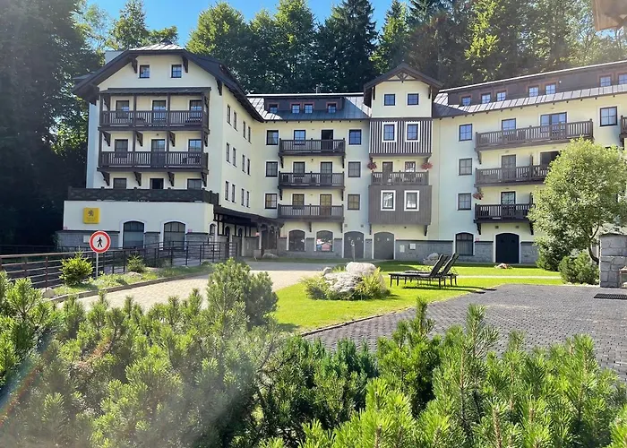 Savoy Exclusive Mountain *