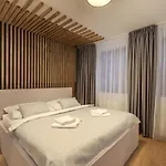 Savoy Exclusive Mountain